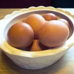 A bowl of eggs